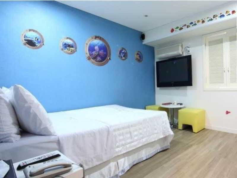 Bj Hotel Motel
