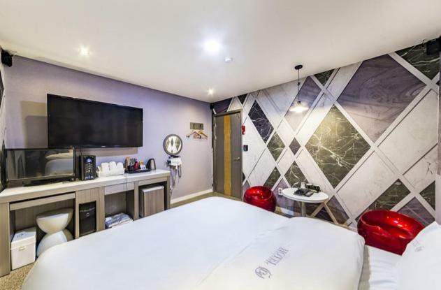 Bj Hotel Motel 2*